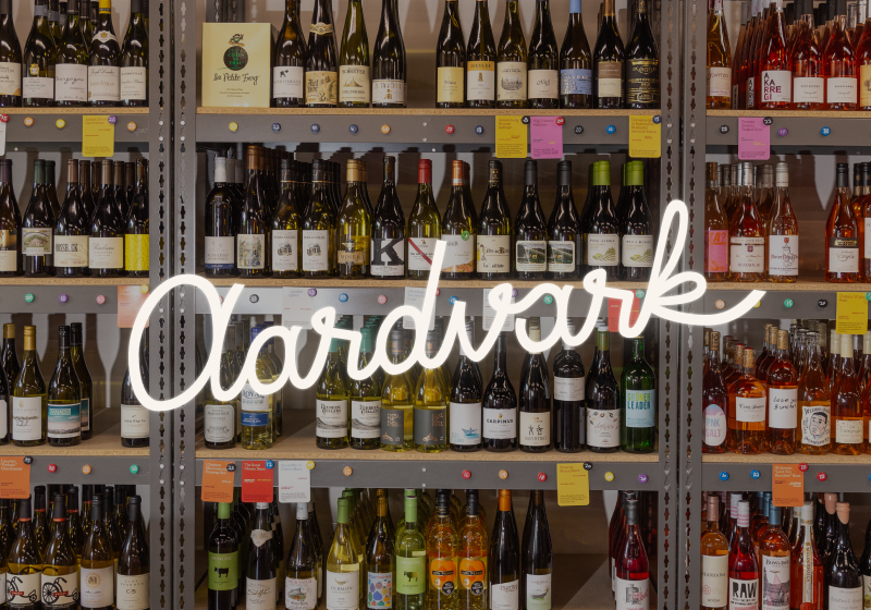 Aardvark Wine & Beer - Fonts In Use